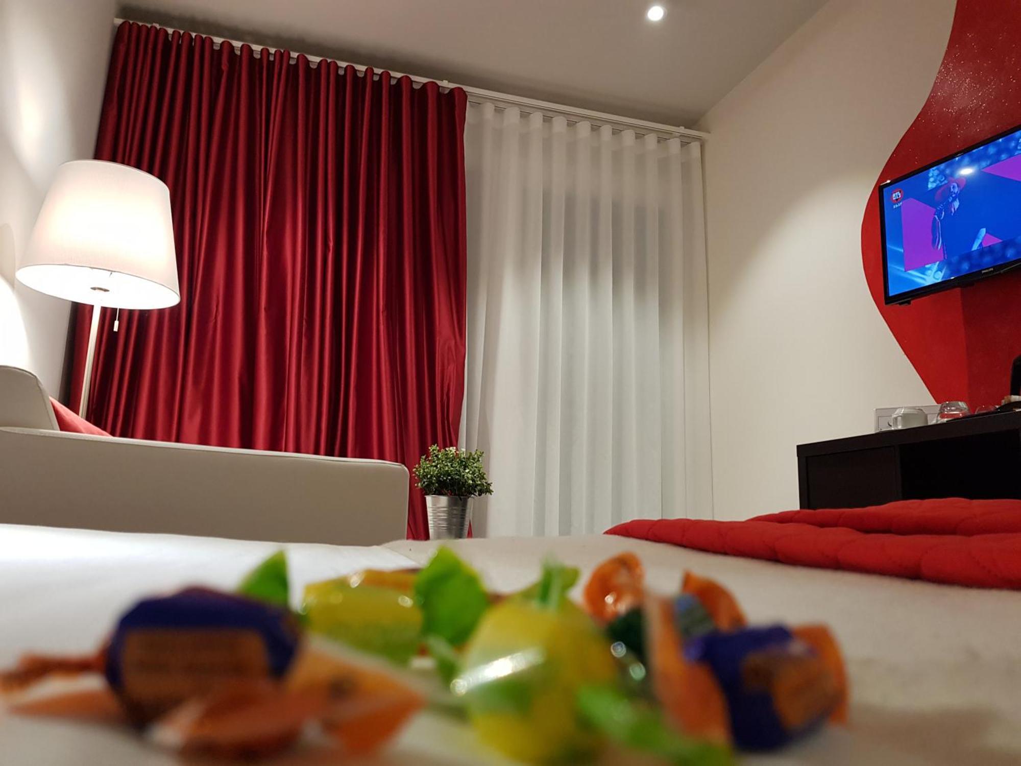 B&B Gardacharme Desenzano del Garda Phòng bức ảnh
