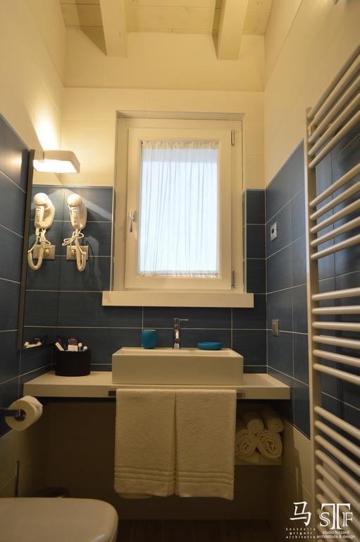 B&B Gardacharme Desenzano del Garda Ngoại thất bức ảnh