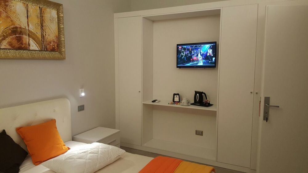 B&B Gardacharme Desenzano del Garda Ngoại thất bức ảnh