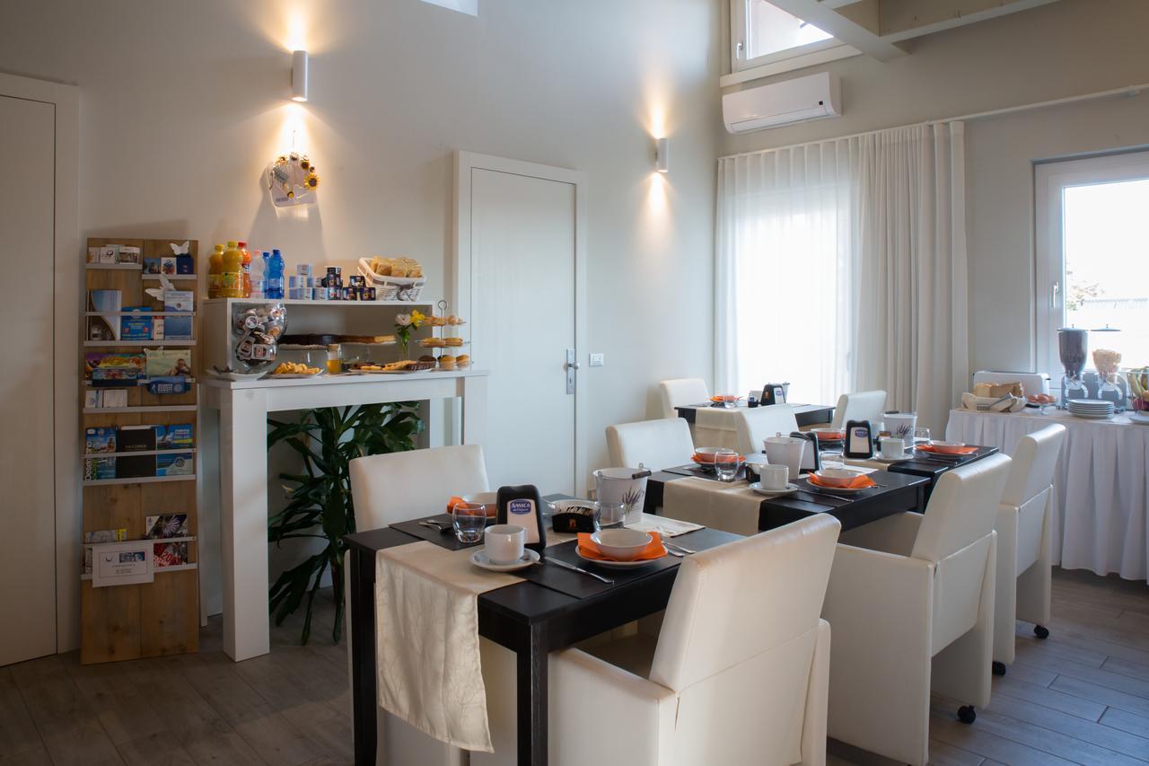 B&B Gardacharme Desenzano del Garda Ngoại thất bức ảnh