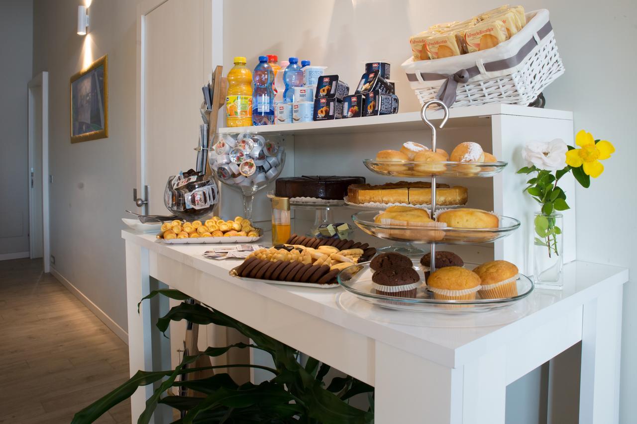 B&B Gardacharme Desenzano del Garda Ngoại thất bức ảnh