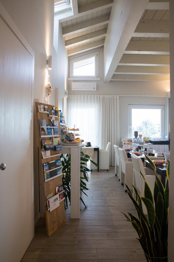 B&B Gardacharme Desenzano del Garda Ngoại thất bức ảnh
