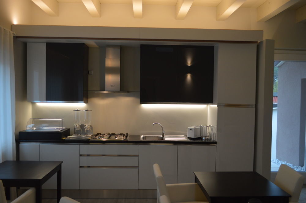 B&B Gardacharme Desenzano del Garda Ngoại thất bức ảnh